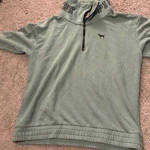 Women’s mint crewneck